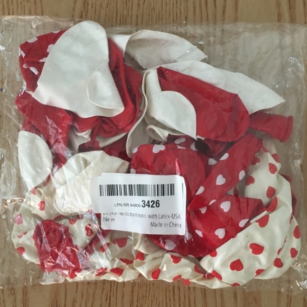 Heart Balloons New 35 Count Red white hearts latex balloons
